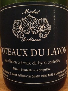 Coteaux de Layon, a mildly sweet Chenin Blanc for #W25Challenge from Lynn! "Although I've had dry Chenin, I'd never tried this specific style."